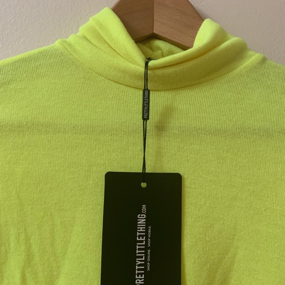 Neon Pretty Little Thing Bodysuit - Picture 3 of 4